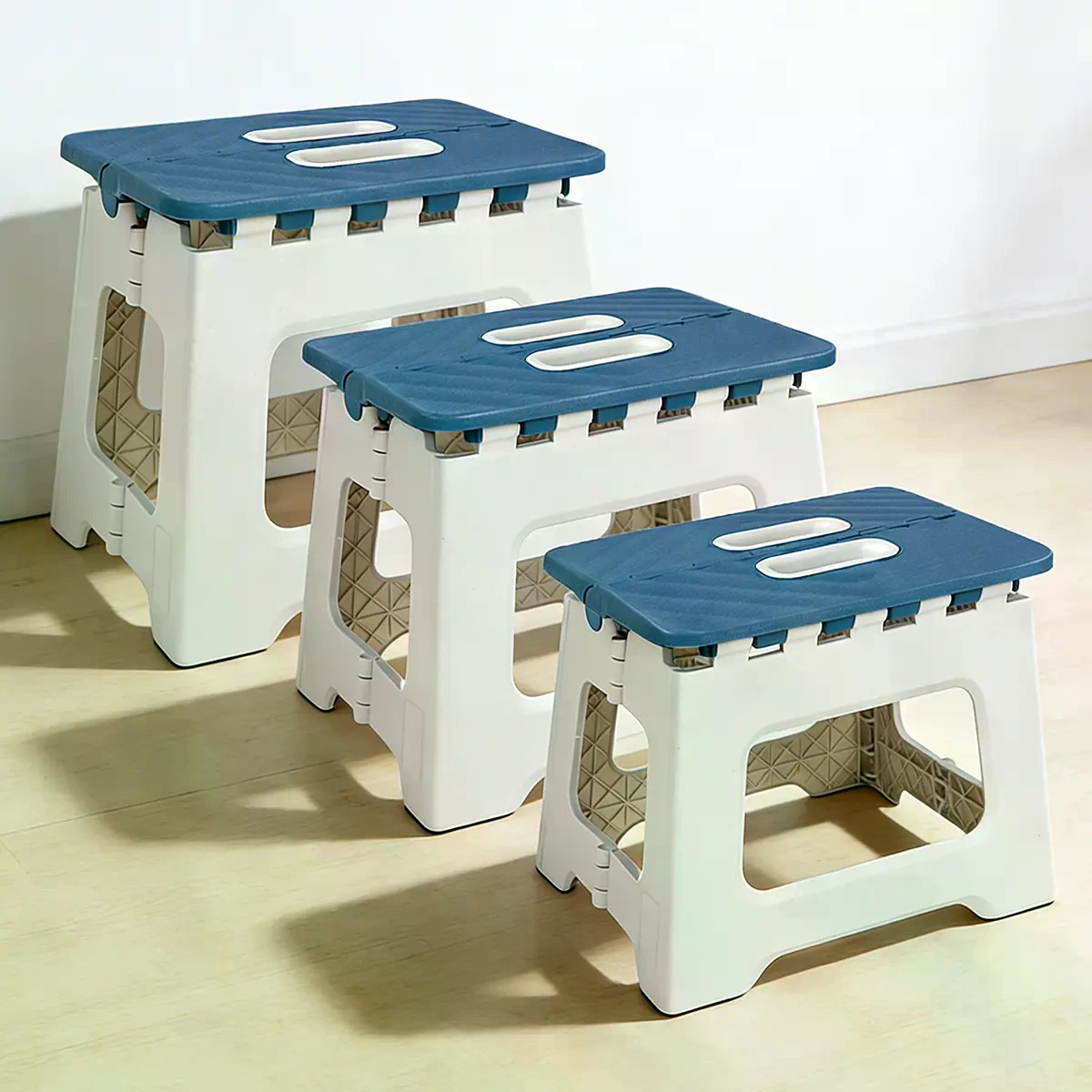 Outdoor Camping Kitchen - Faltbarer Kunststoff-Tritthocker, 1 Stück, tragbarer, zusammenklappbarer